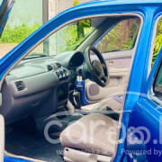 NISSAN MARCH 2004