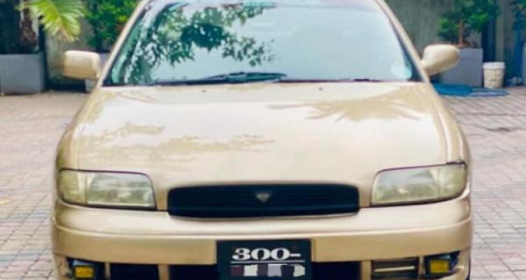NISSAN BLUEBIRD 1998