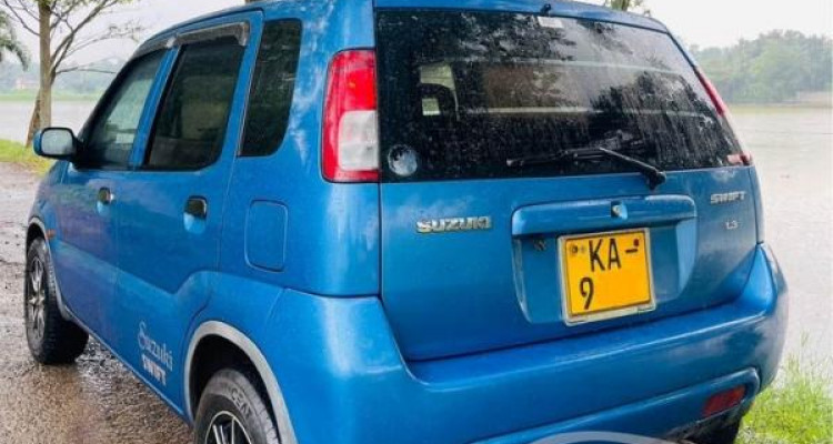 SUZUKI SWIFT 2002