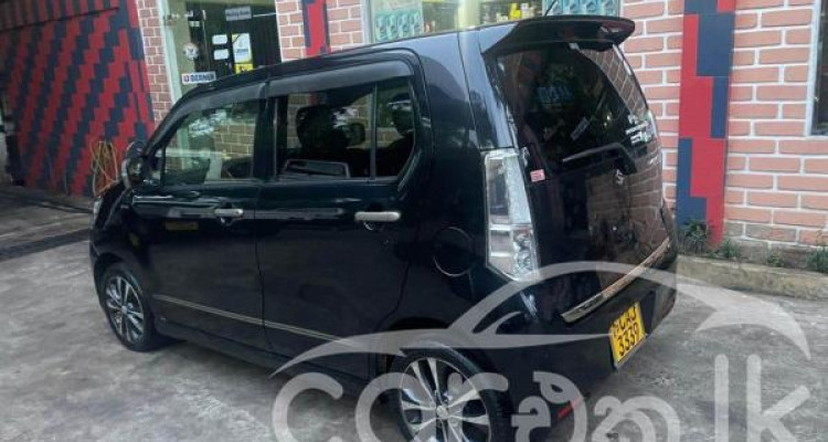 SUZUKI WAGON R 2015
