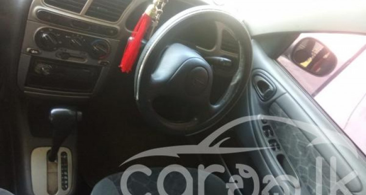 DAEWOO LANOS 2000