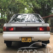 NISSAN TRAD SUNNY 1989