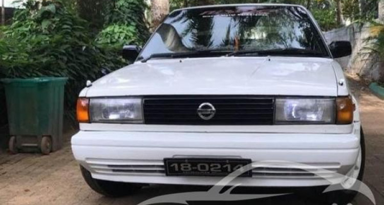 NISSAN TRAD SUNNY 1989