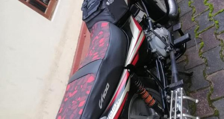 BAJAJ CT100 2020