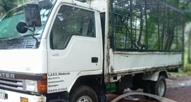 MITSUBISHI CANTER 1984