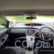TOYOTA PRIUS 2013