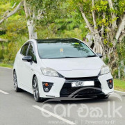TOYOTA PRIUS 2013