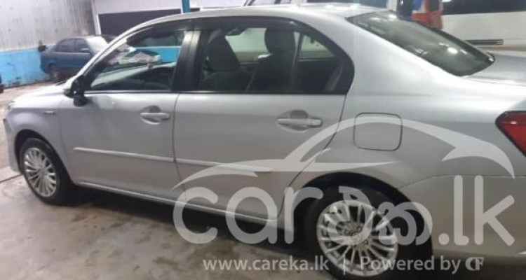 TOYOTA AXIO 2015
