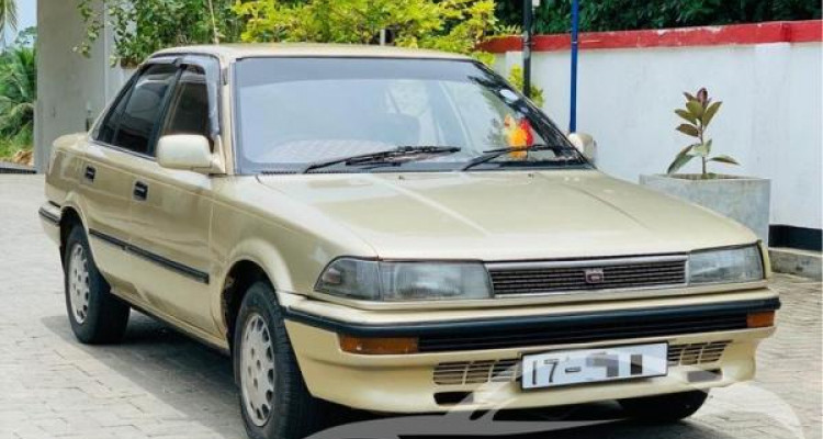 TOYOTA COROLLA AE100 1989