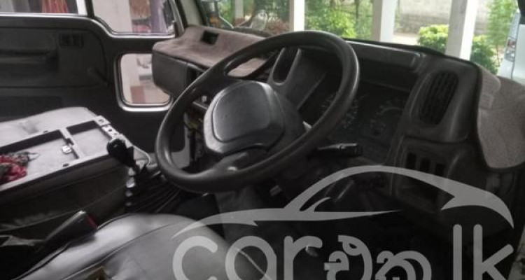 NISSAN ATLAS 1993
