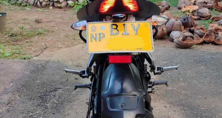 BAJAJ PULSAR NS200 2019