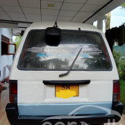 NISSAN VANETTE 1991