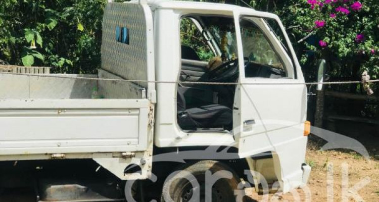 ISUZU ELF 1985