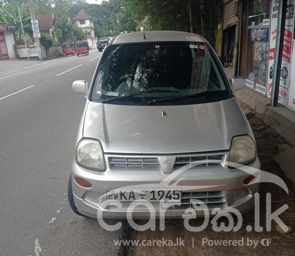 MITSUBISHI MINICA 2001