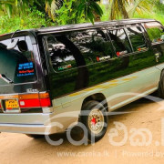 NISSAN CARAVAN 1992