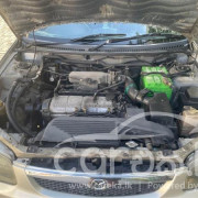 MAZDA FAMILIA 323 2000