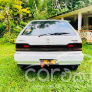 MAZDA FAMILIA 1989
