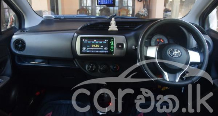 TOYOTA VITZ KSP-130 2016