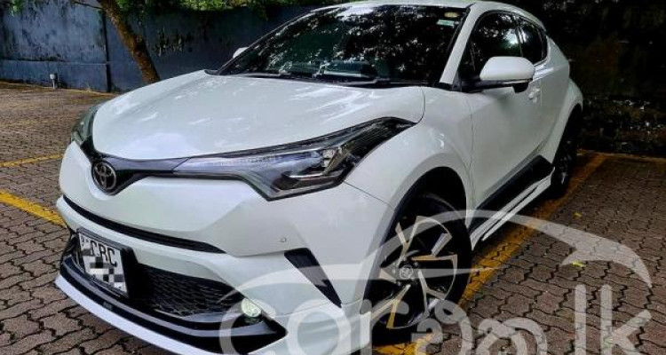 TOYOTA C-HR 2017