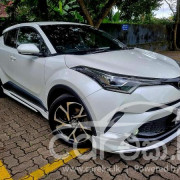 TOYOTA C-HR 2017