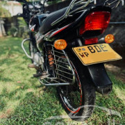 BAJAJ CT100 2016
