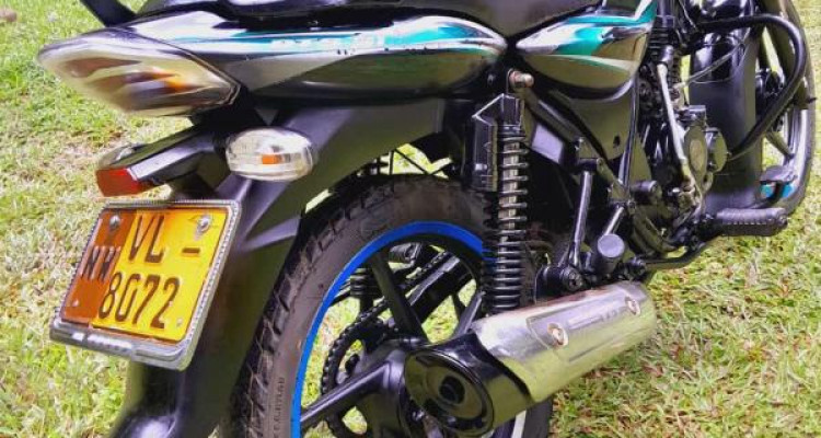 BAJAJ DISCOVER 100 2010