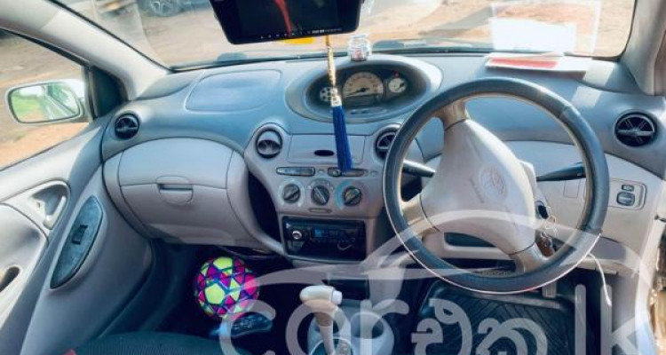 TOYOTA PLATZ 2000