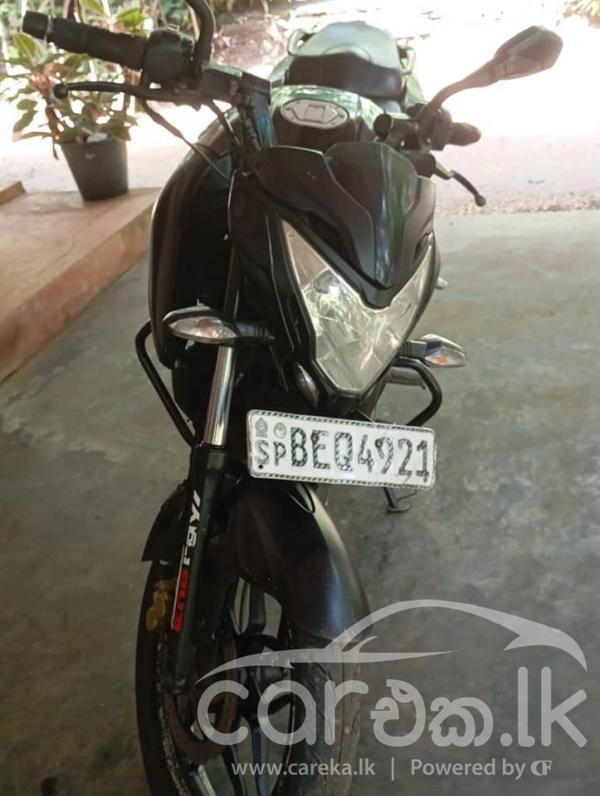 BAJAJ PULSAR NS 2016
