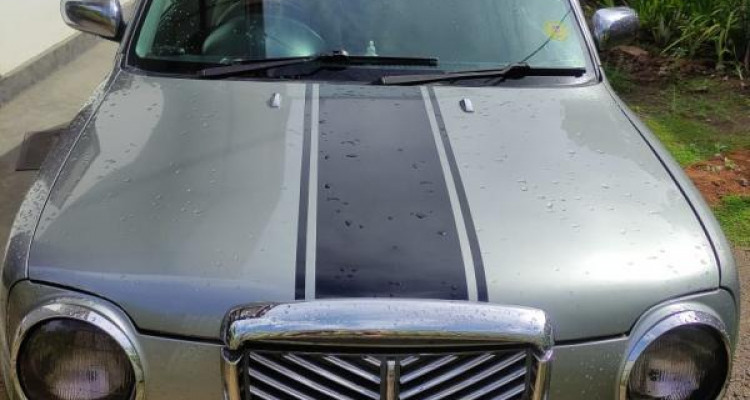 NISSAN MARCH 2000