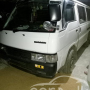 NISSAN CARAVAN 1993