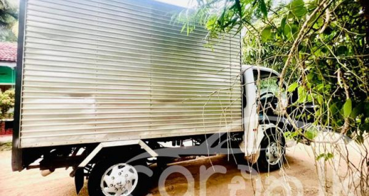 TATA SUPER ACE 2013