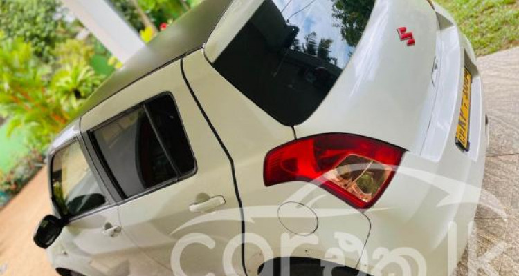 SUZUKI SWIFT 2011
