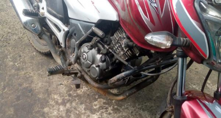 BAJAJ DISCOVER 125 2012