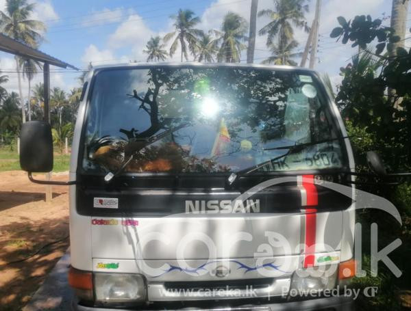 NISSAN ATLAS 1999