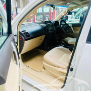 TOYOTA LAND CRUISER PRADO 2016
