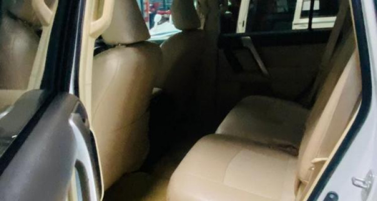 TOYOTA LAND CRUISER PRADO 2016