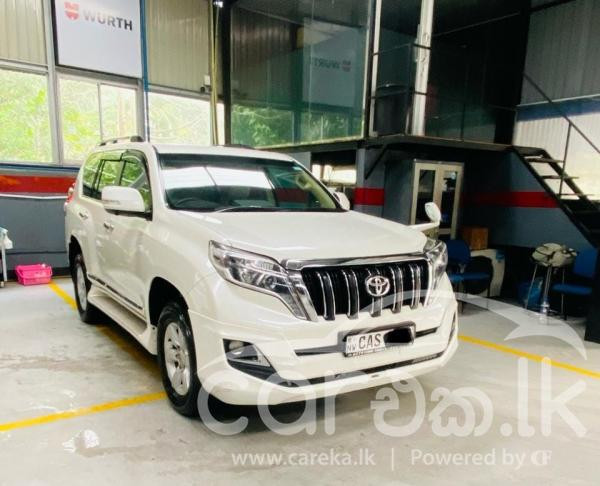 TOYOTA LAND CRUISER PRADO 2016