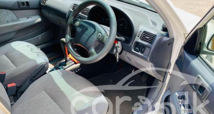 TOYOTA STARLET 1997