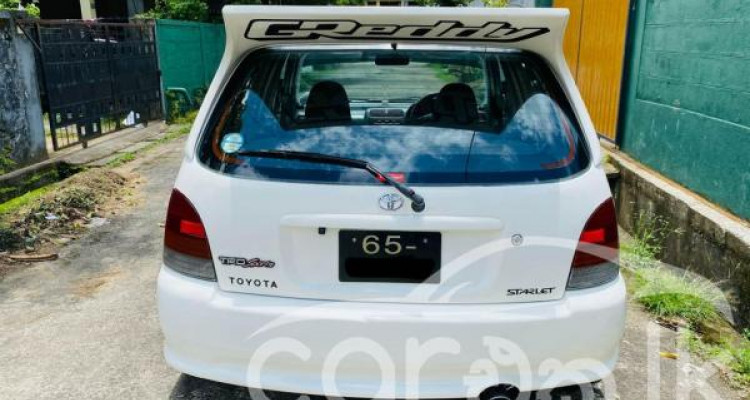 TOYOTA STARLET 1997
