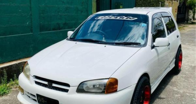 TOYOTA STARLET 1997