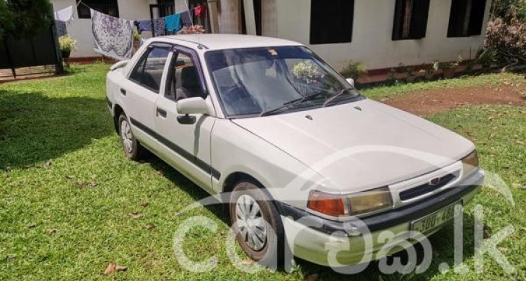 MAZDA FAMILIA 1995