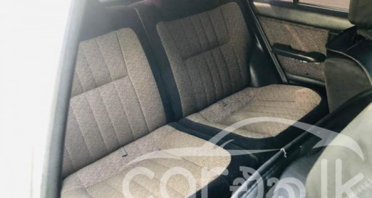 TOYOTA COROLLA II 1987