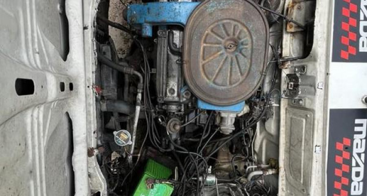 MAZDA 323 1983