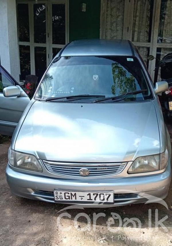 TOYOTA SOLUNA 2000