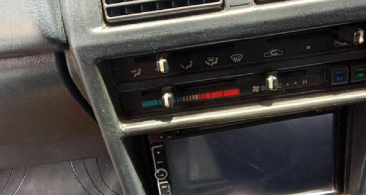 TOYOTA COROLLA 1988