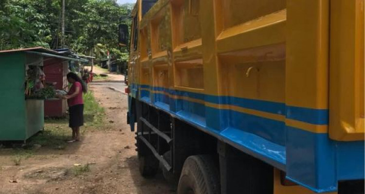 LANKA ASHOK LEYLAND TIPPER 2011