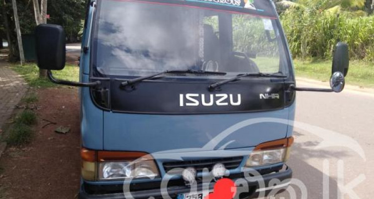 ISUZU NHR 1999