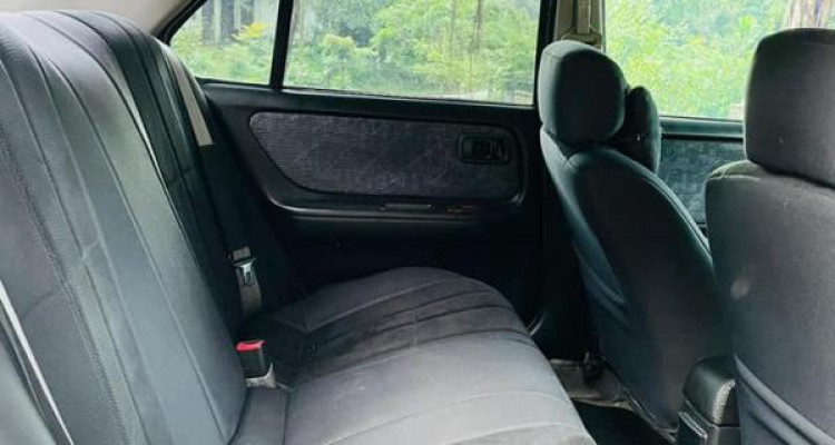 NISSAN BLUEBIRD 1997