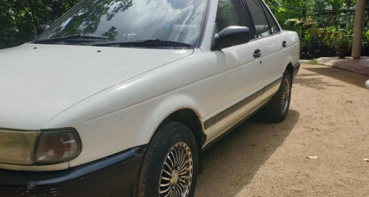 NISSAN SUNNY 1992