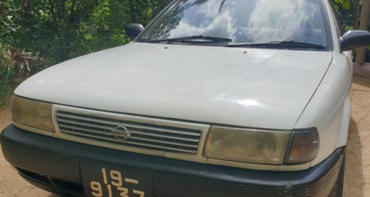 NISSAN SUNNY 1992